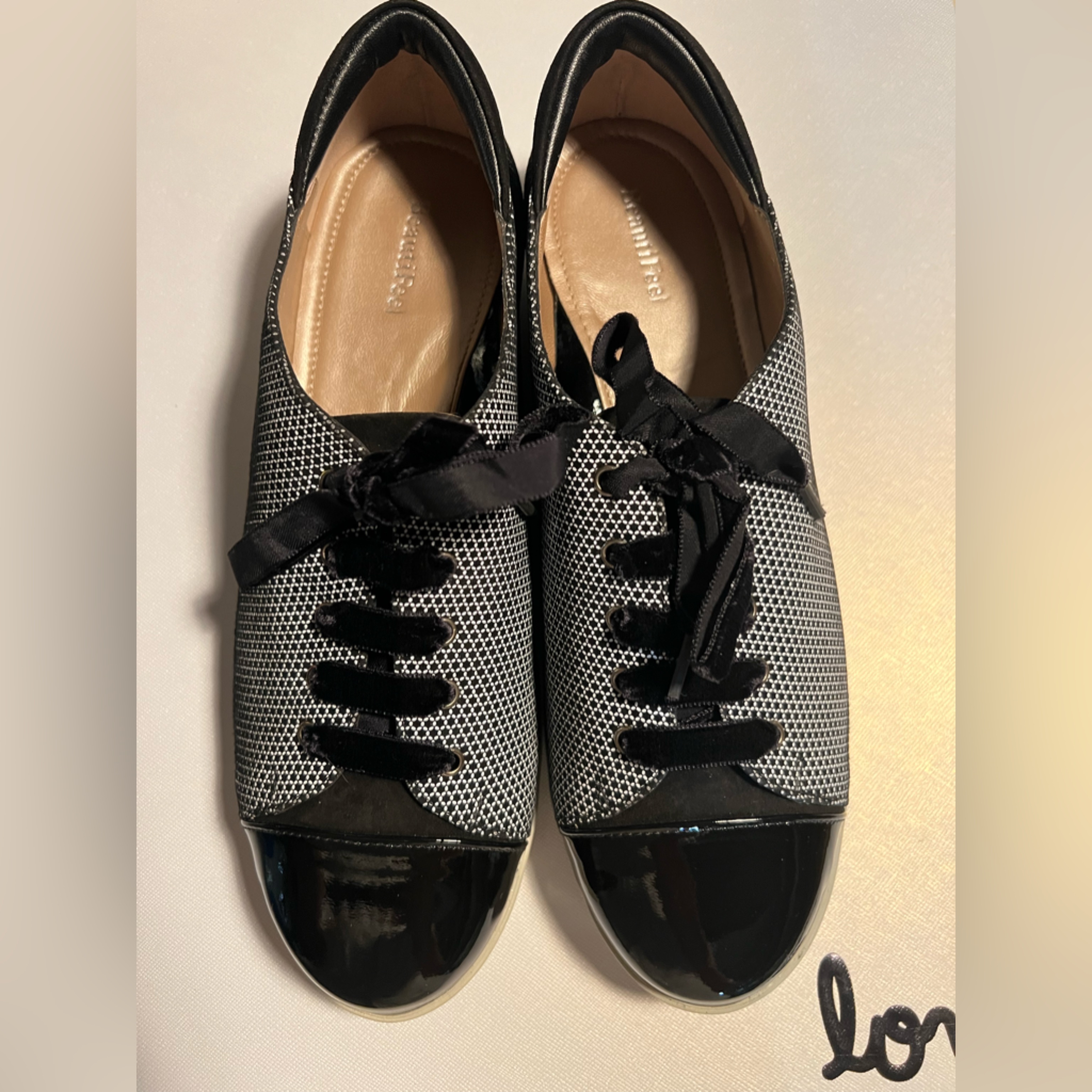 Beautifeel Cella 1031 - Black/White Fine Mesh Shade
